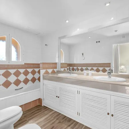 Hacienda Playa Aparthotel